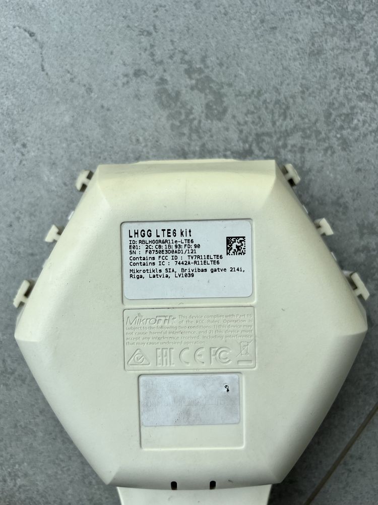 antena zewnętrzna router LTE Mikrotik zestaw LHGG LTE6