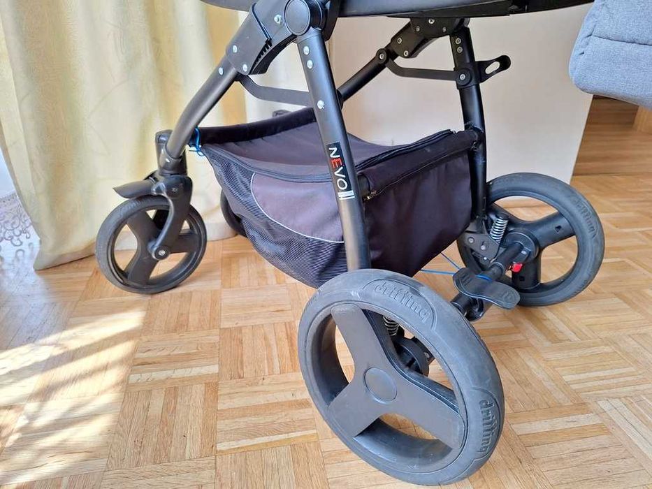 Wózek Jedo Nevo 3w1 gondola + spacerówka + fotelik Maxi Cosi. Stan BDB