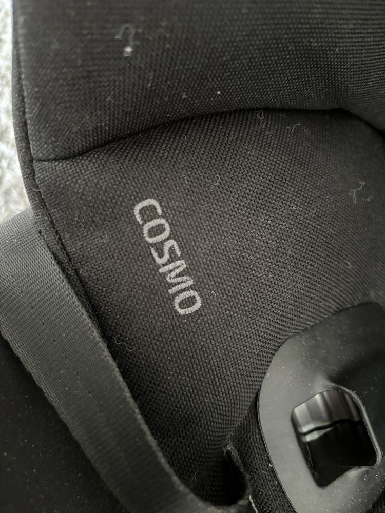 Fotelik Avionaut Cosmo z bazą Isofix