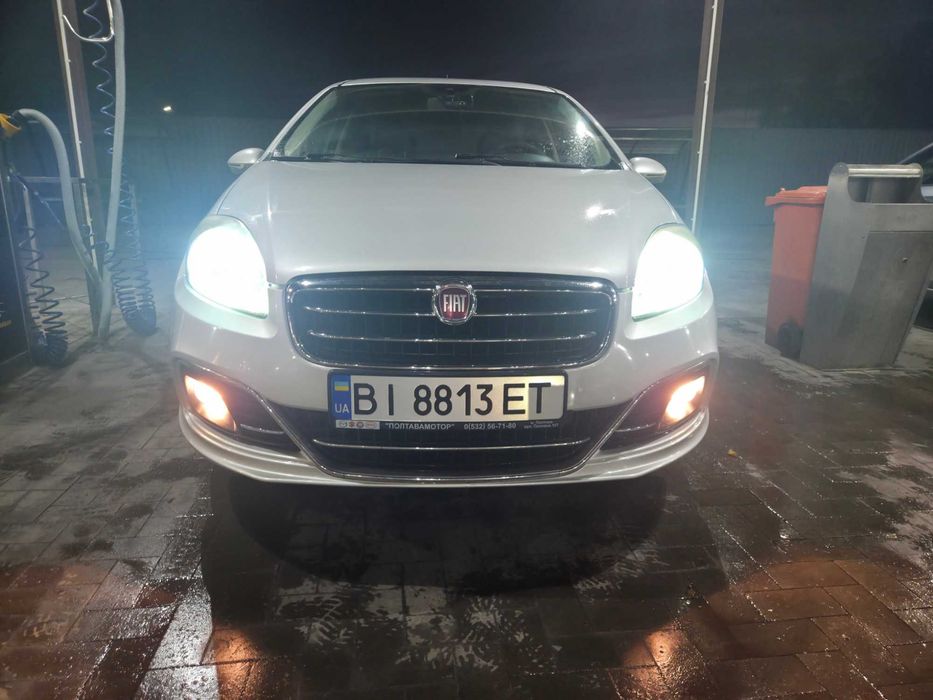 Fiat Linea 2013 рестайлінг (1.4 77 к.с.) Газ/Бензин - Ідеальний стан