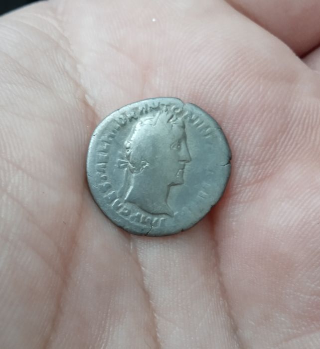 Денарий римский Антоний . Римская монета. Серебро