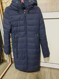 Жіноча зимова куртка 42-44