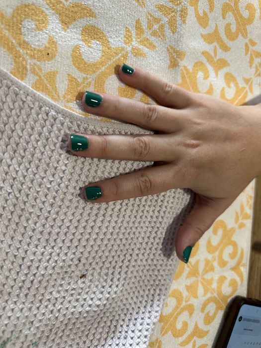 Unhas normais e gel