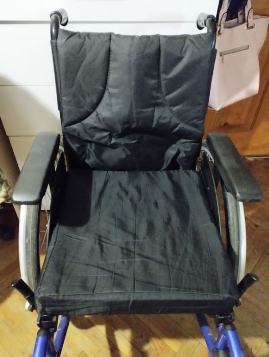 Продаю візок інвалідний