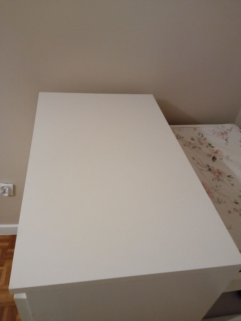 Komoda Malm IKEA