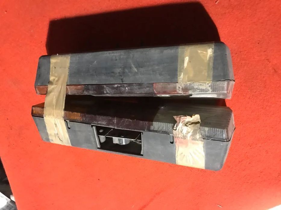 FAROLINS TRASEIROS UNIVERSAIS