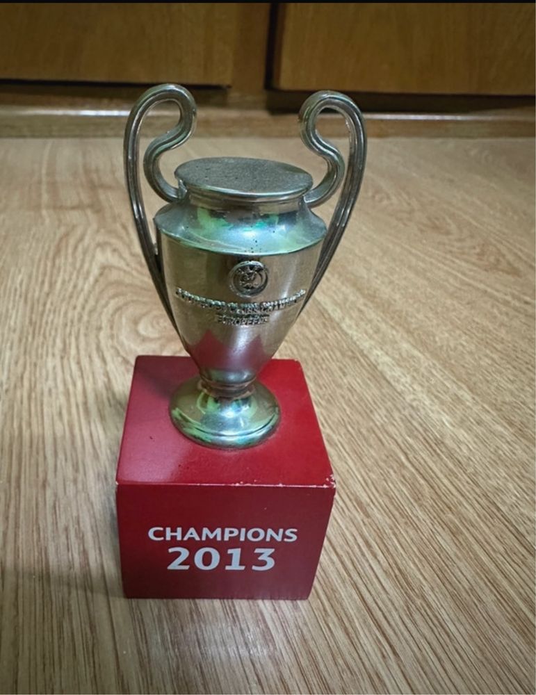 Mini troféu Champions League