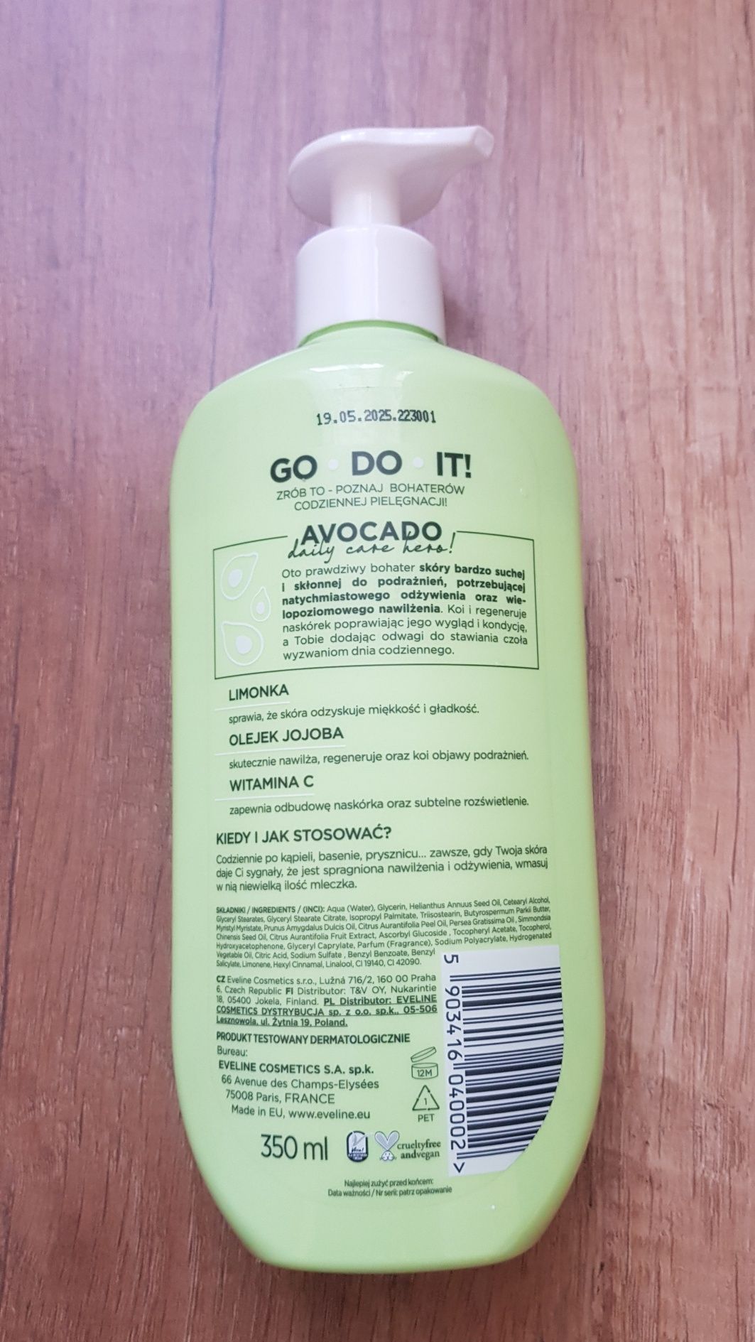 Eveline Avocado mleczko do ciała odżywcze nawilżające olejek jojoba