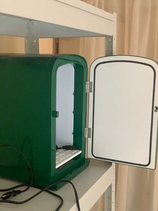 Автомобильный холодильник (Автохолодильник)