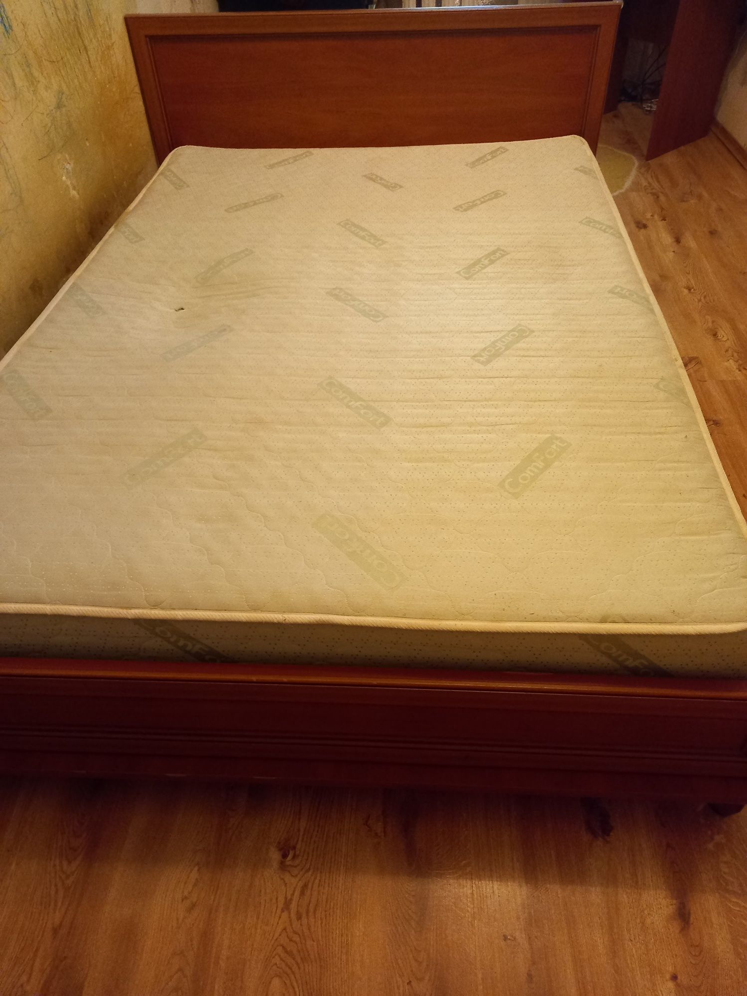 Ліжко 140*200 см, матрас в подарунок