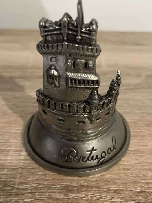 Peça comemorativa Portugal (Torre de Belém -Lisboa) em estanho