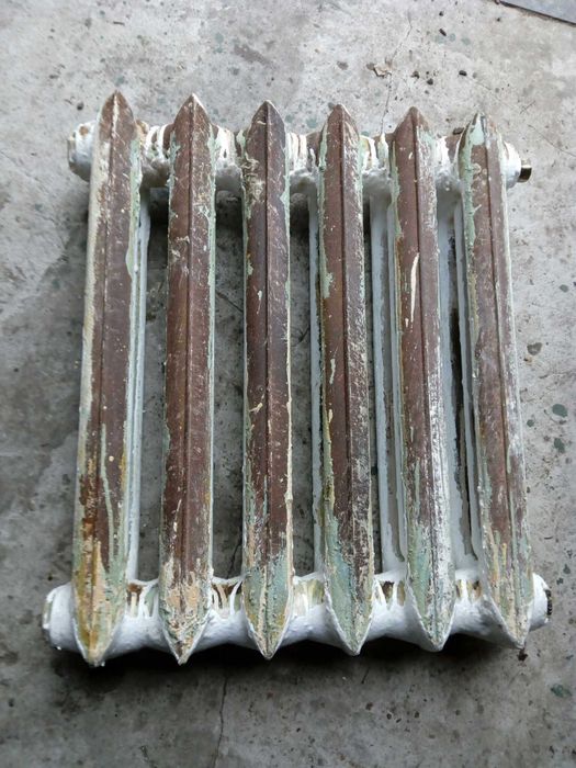 Grzejniki żeberkowe żeliwne