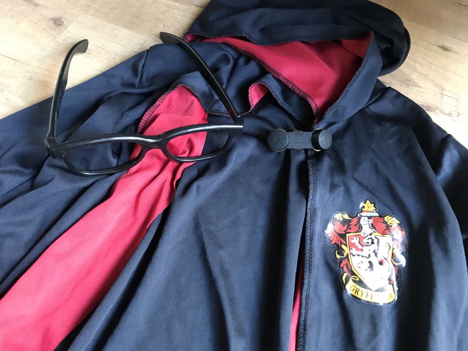 Roupas e acessorios de carnaval e halloween