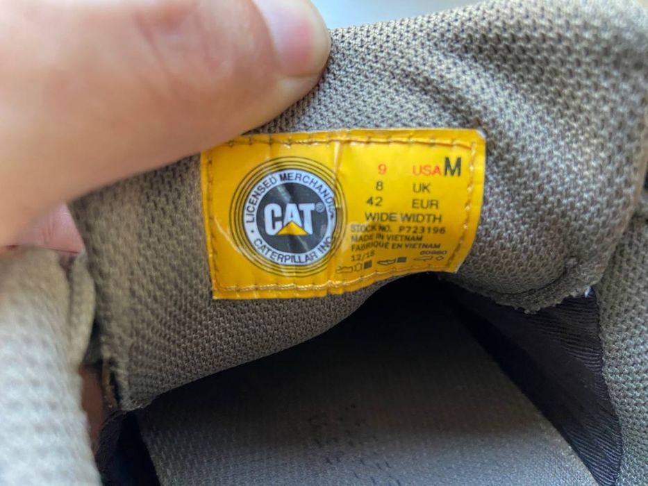 Черевики Caterpillar 42 розмір, Оригінал , не нові но і ціна алекватна