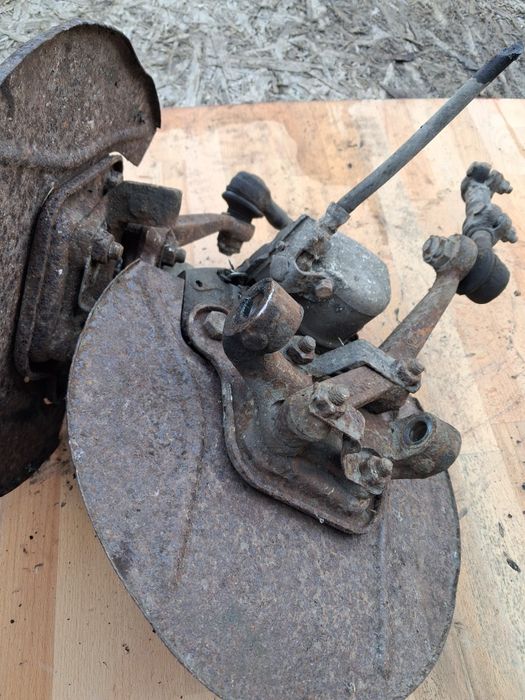 Zwrotnice polonez bendix komplet piasty polonez