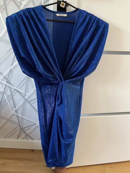 Sukienka niebieska brokatowa