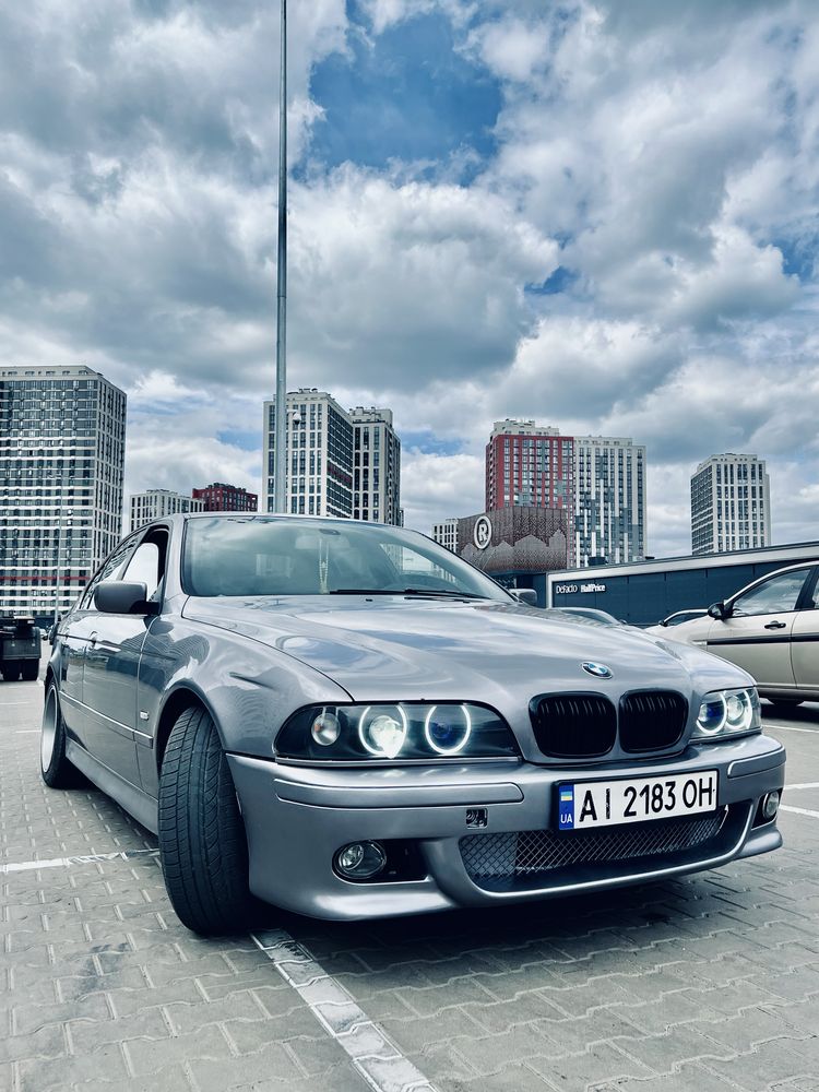 BMW 523I 1998 строкер