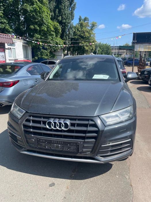 Продам Audi Q5 2.0 дизель