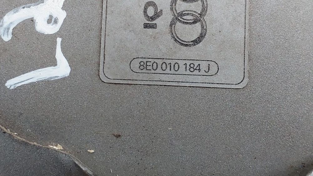 Tampa depósito combustível AUDI A4 Avant (8E5, B6)