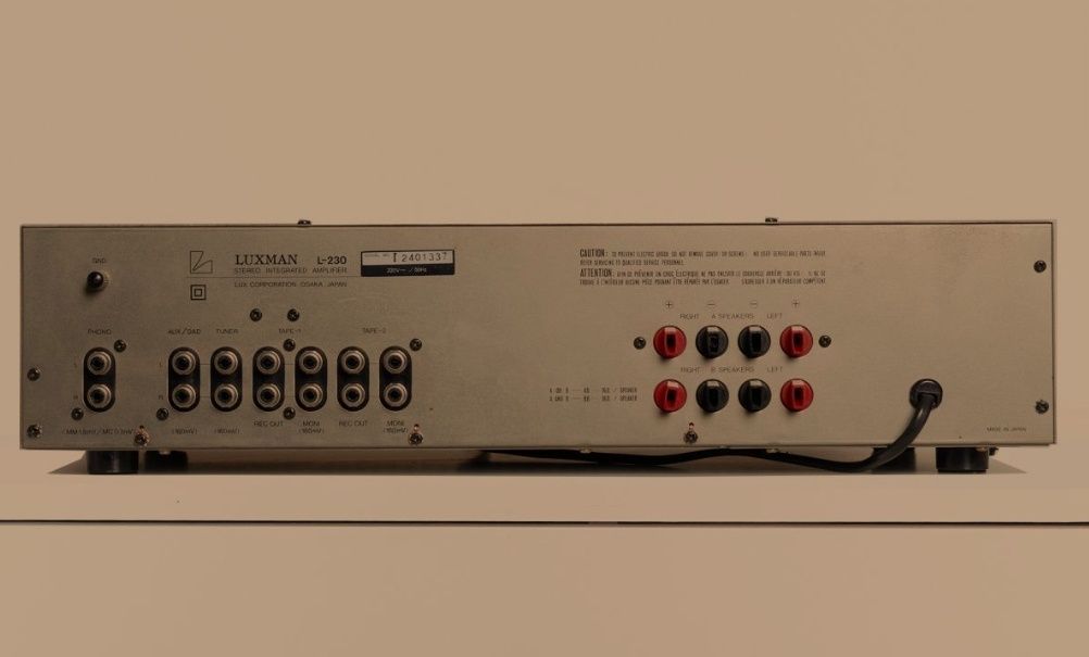 Підсилювач Luxman L-230