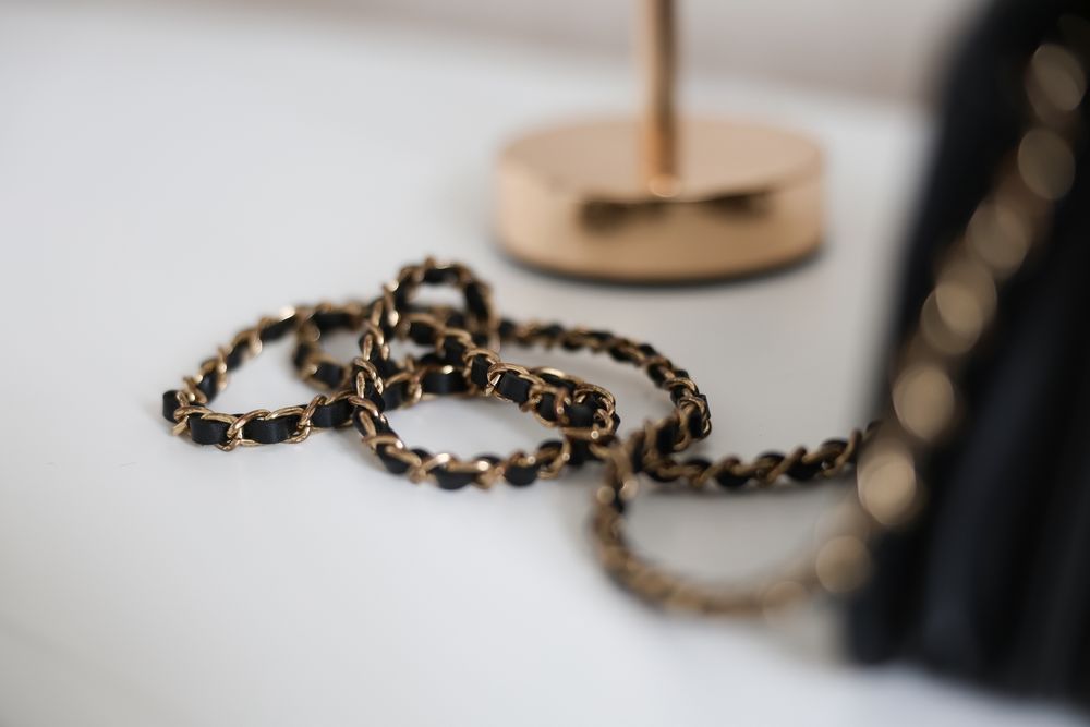 Жіноча чорна сумка Chanel