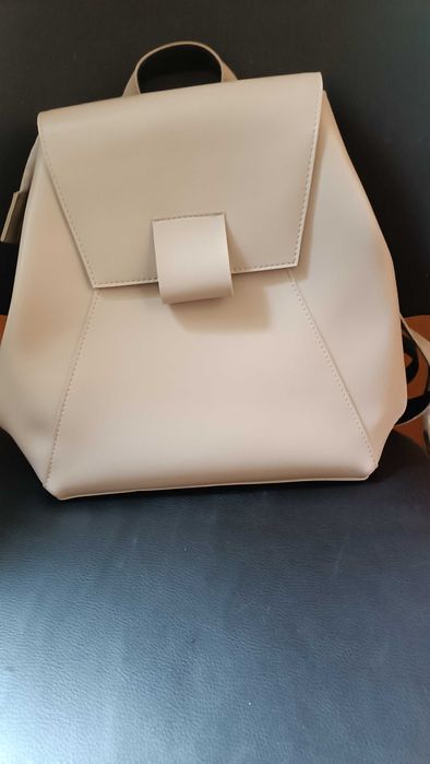 Жіночий рюкзак Luche Rino