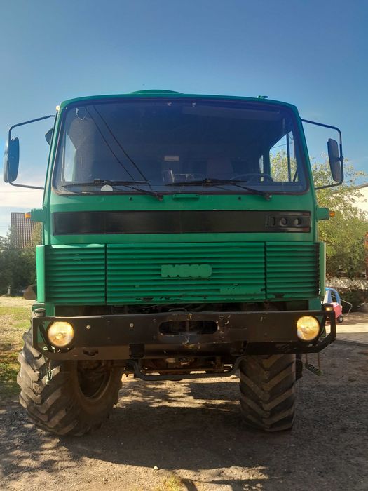 Rozsiewacz wapna- nawozu Iveco- Magirus110-17AW.2na części w komplecie