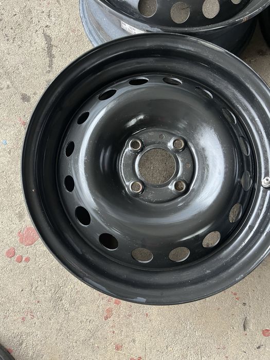 Felgi stalowe 4x100 15”  Renault