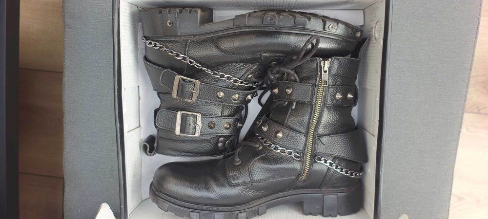 sprzedam buty skorzane