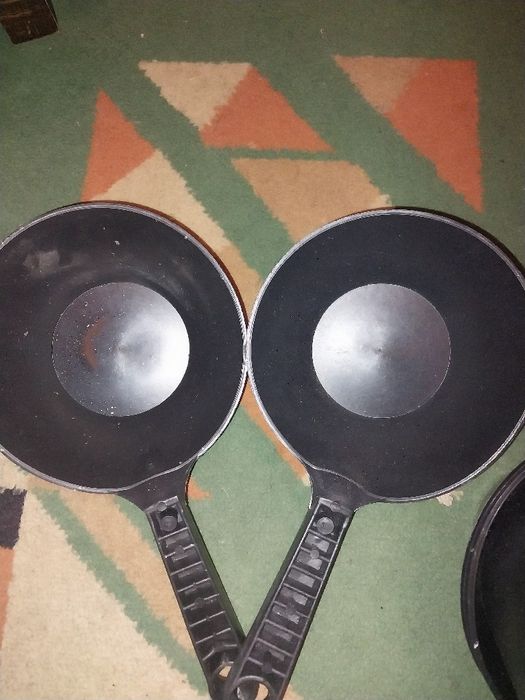 Машинка длянабризку і ковші.