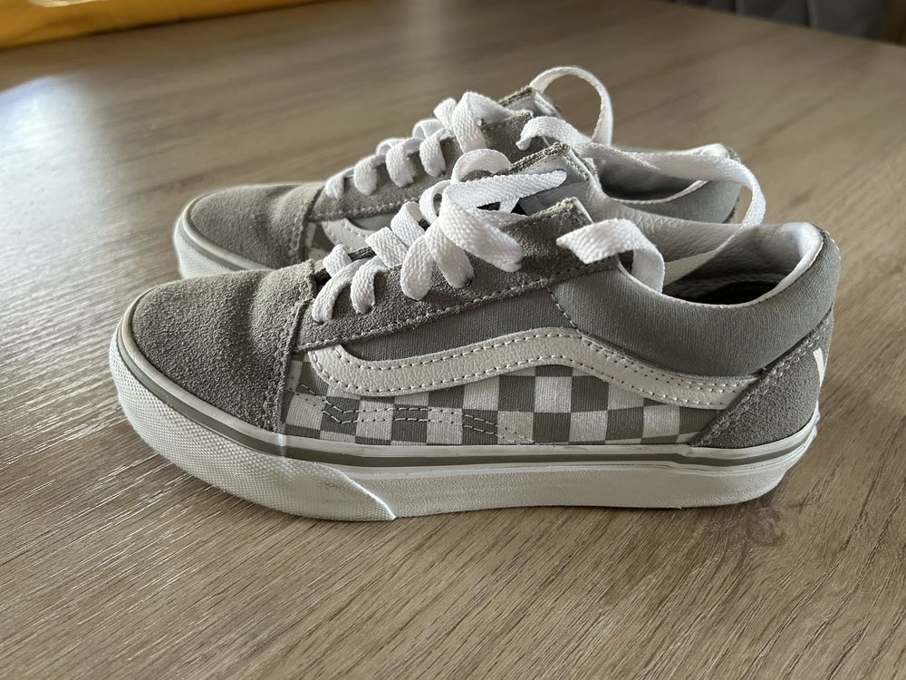 Vans usado uma unica vez