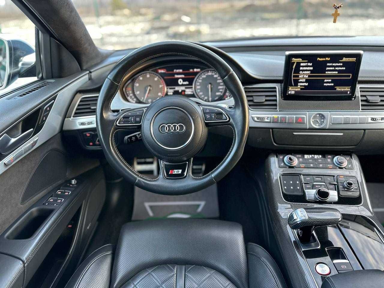 Audi S8 2013 Чорна