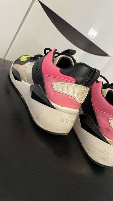 Buty damskie Guess róz, limonka rozmiar 37