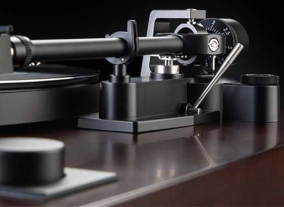 Gramofon Dual CS 618Q black piano - super cena WROCŁAW