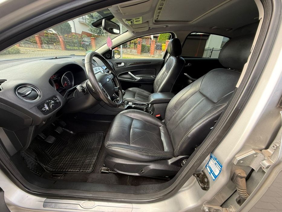 Ford Mondeo MK4 * 2.0TDCi * Xenon * Szyberdach * Skóry * Android *