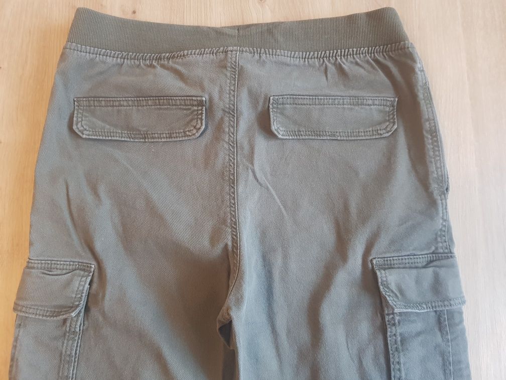 Zestaw r. 158 bluza Coccodrillo i spodnie joggery H&M