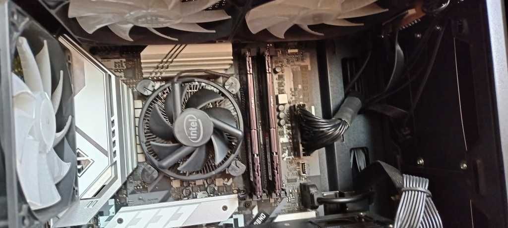 Komputer PC do gier.