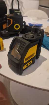 Poziomnica, laser krzyżowy. Dewalt dw088cg