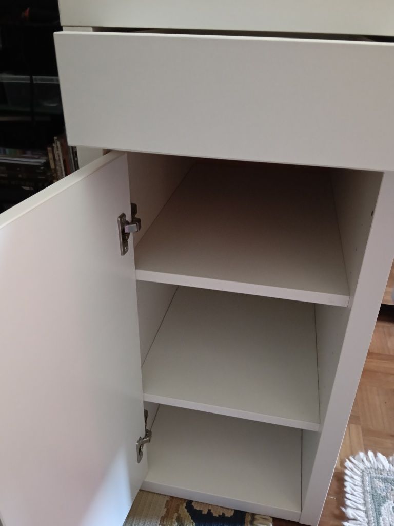 Secretaria branca IKEA