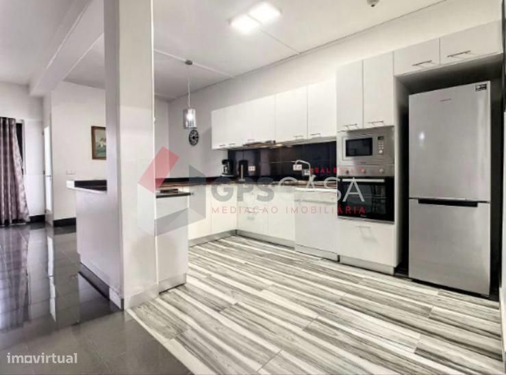 Apartamento T1+1 em Santa Cruz, Praia da Vitória