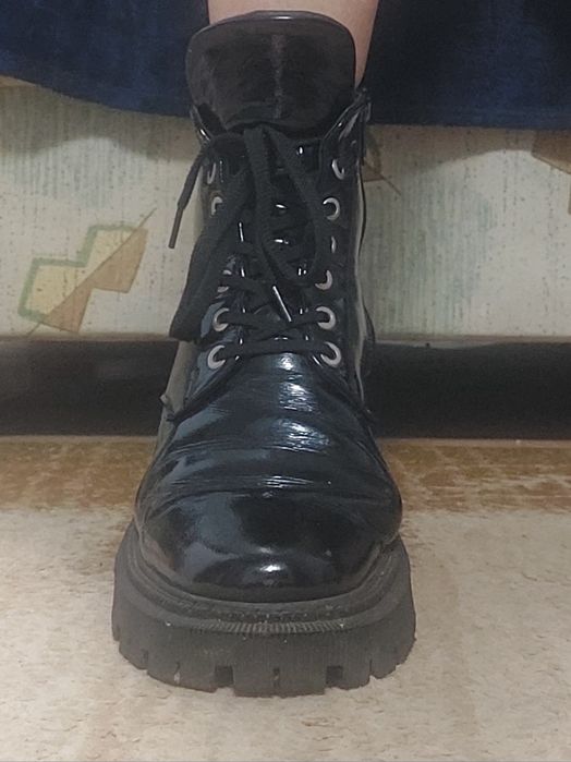 Ботинки лакові натуральні