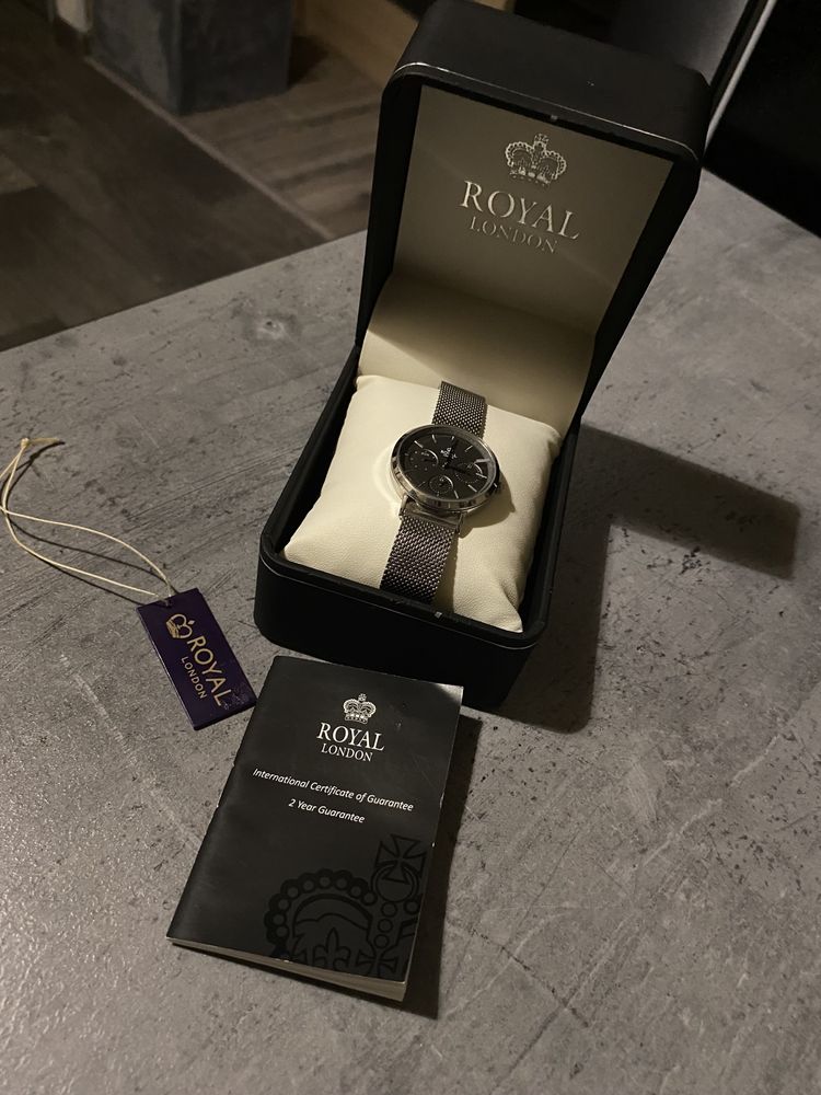 Часы ROYAL London