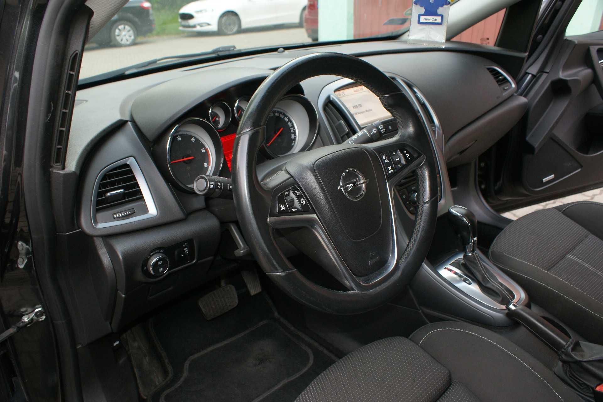 Opel Astra 2.0 CDTI AUTOMAT Navi Ksenon Webasto Led 2012/2013 Zamiana
