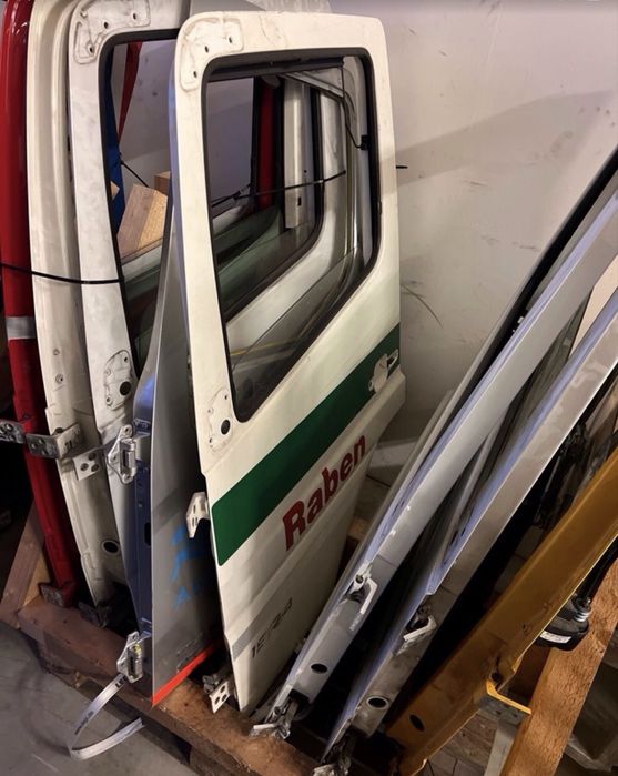 Двері Мерседес Атего/Аксор