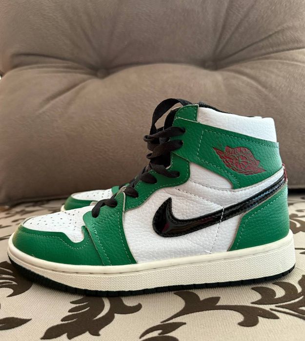 Кросівки жіночі Nike Air Jordan 1 Retro High. р.36.5