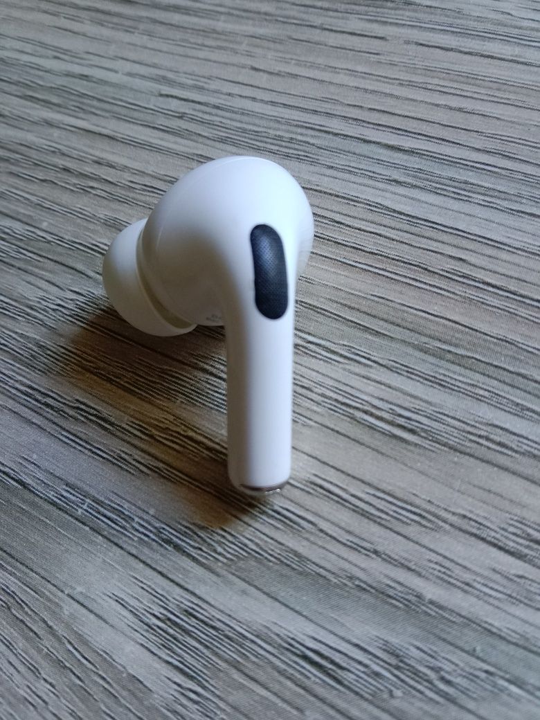 Apple AirPods Pro