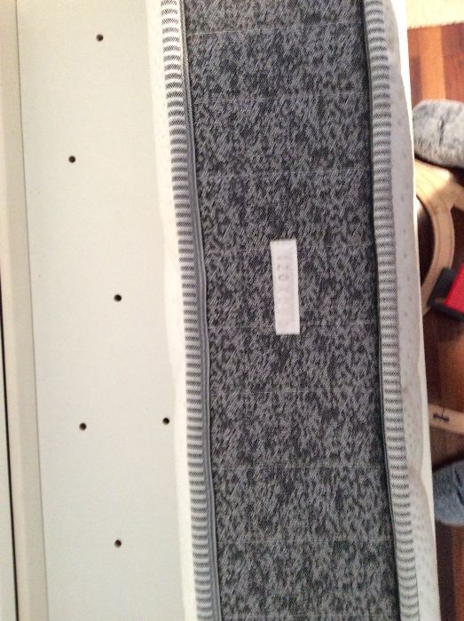 vendo cama de criança com grades sem colchao