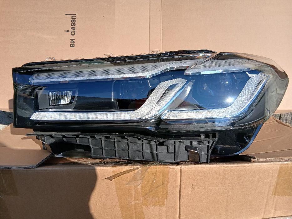 Фара ліва + права для BMW G30 LCI 2020-2023
