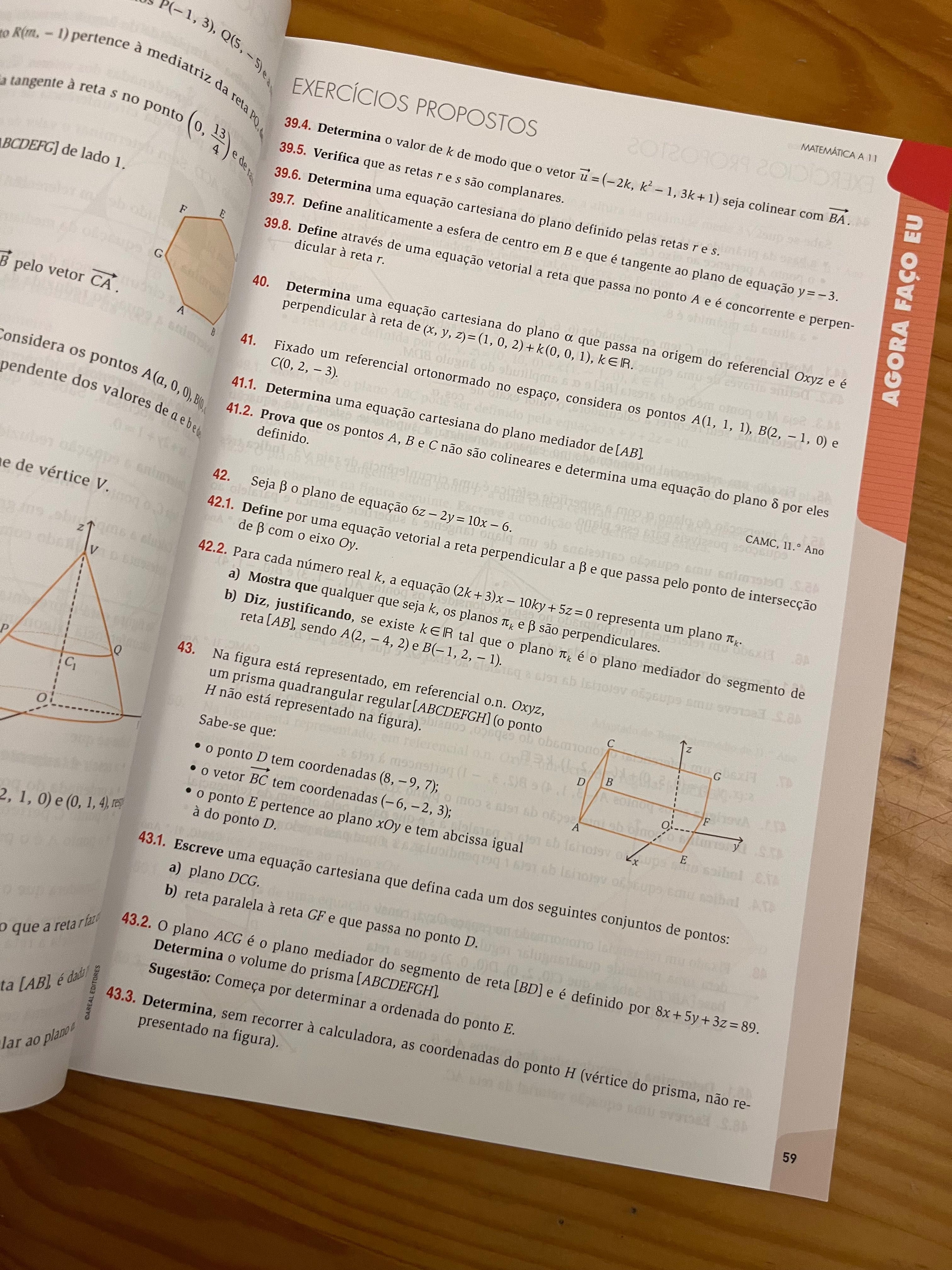 Livro “Preparar os testes” de Matemática de 11 ano