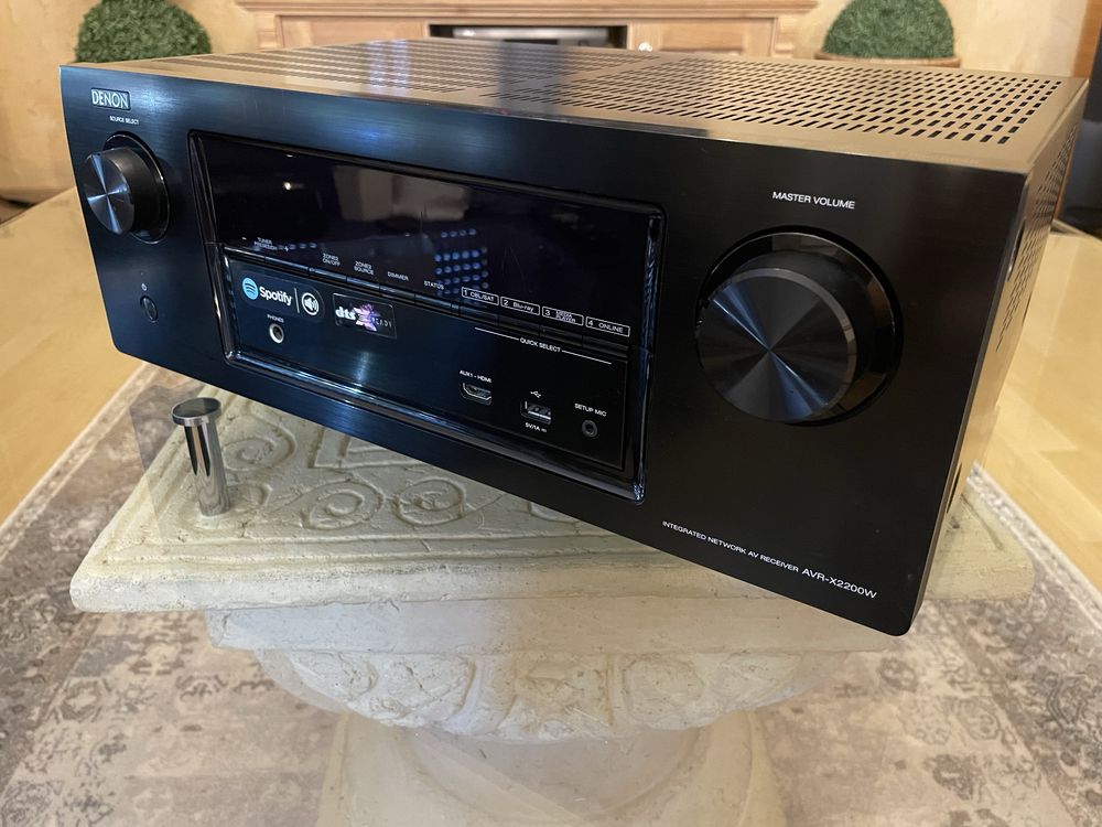 Amplituner Denon AVR-X2200W